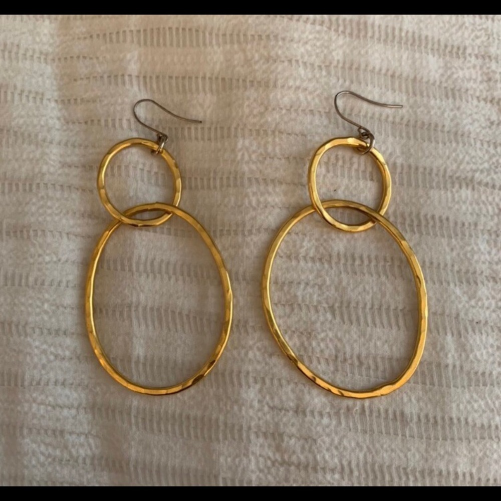 Gold hoops - Picture 2 of 4